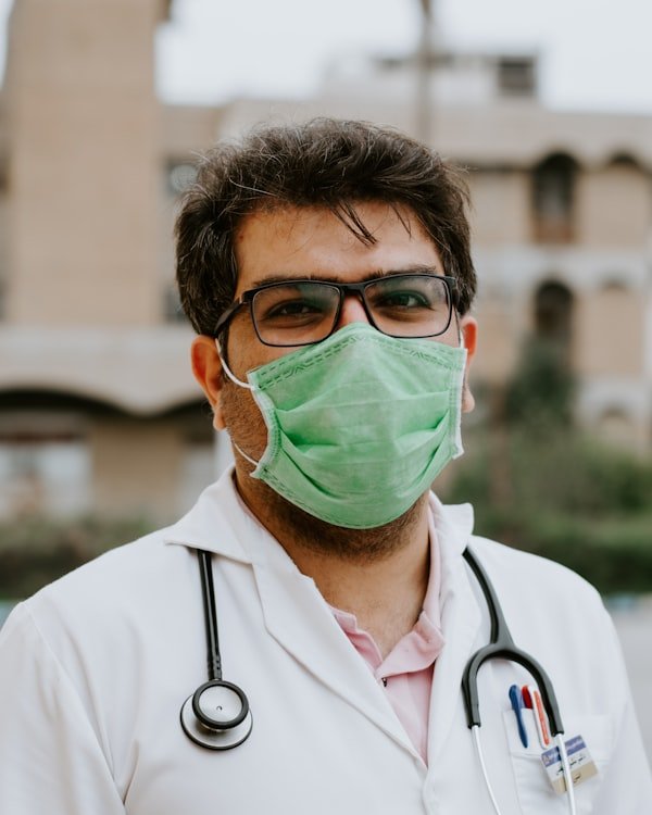Dr. Ali Öztürk